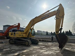 Excavadora de cadenas Komatsu PC400-8R usada de Japón en buen estado, original, modelos PC400, PC450-8, PC400-8R en venta - Product Image 2