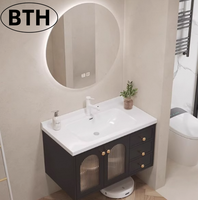 Ensemble de meubles de salle de bain en chêne avec miroir LED résistant à l'eau, lavabo monobloc de petite taille avec lavabo à main