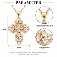 ARNAN Collier Croix Plaqué Or pour Femme, Pendentif en Laiton Entièrement Pavé de Pierres, Chaîne Fine à Maillons, Bijoux Superposables, Vente en Gros, Cadeau pour Elle