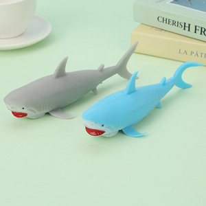 Jouet de décompression créatif en forme de requin, baleine ou requin blanc, petite poupée anti-stress pour le bureau - Product Image 6