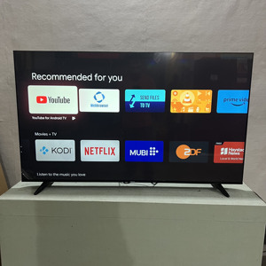 SAMSUNGS <span class=keywords><strong>QLED</strong></span> <span class=keywords><strong>65</strong></span> <span class=keywords><strong>pouces</strong></span> sans cadre Smart TV avec système Android 4K UHD Google Play Store LED rétro-éclairage pour hôtels ménage Afrique - Product Image 4