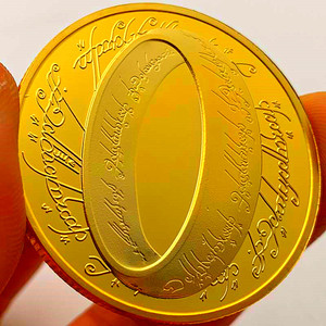 Monete d'Oro Personalizzate per <span class=keywords><strong>il</strong></span> Commercio Estero Medaglie <span class=keywords><strong>Anelli</strong></span> del <span class=keywords><strong>Signore</strong></span> Stampa UV Nichelatura Nera Monete Commemorative Uniche in Metallo Straniero - Product Image 1