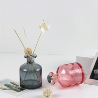 Flacon diffuseur de parfum moderne en verre noir mat de qualité supérieure, 100 ml, rechargeable, avec bouchon à vis, sérigraphié, carton OEM/ODM, cosmétique
