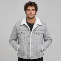 Veste en jean pour homme, doublée polaire, col sherpa, simple boutonnage, quatre poches, poignets boutonnés, style workwear, délavage vintage, hiver, production OEM