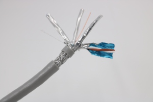 <span class=keywords><strong>Amazon</strong></span> Hot Sale SSTP Network <span class=keywords><strong>Cable</strong></span> 23 AWG HD-PE 10 Gigabit Internet Speed Cat 7 <span class=keywords><strong>Ethernet</strong></span> <span class=keywords><strong>Cable</strong></span> - Product Image 4