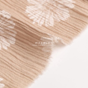 Großhandel niedrigen moq daisy muster doppel gaze organische 100% baumwolle musselin stoff für baby swaddle decke - Product Image 4