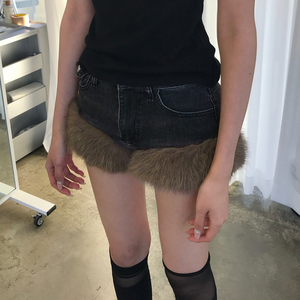 Shorts Mini de Mezclilla Ajustados con Parches de Piel Sintética para Mujer, Estilo Urbano, Vintage, Casual - Product Image 3