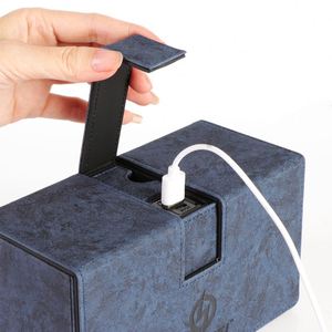 Boîte de rangement double à rabat en PU bleu anti-rayures avec chargement USB intégré pour cartes à collectionner et alimentation électrique - Product Image 4
