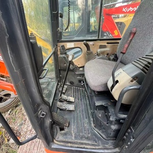 Mini-excavatrice sur chenilles hydraulique Hitachi ZX65 d'origine japonaise, 6 tonnes, modèle 2023, moteur en bon état, prix avantageux, excavatrices d'occasion - Product Image 4