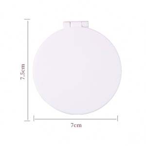Espejo de belleza portátil de plástico de doble cara, espejo de maquillaje plegable para comercio electrónico transfronterizo, espejo pequeño abatible de doble cara - Product Image 1