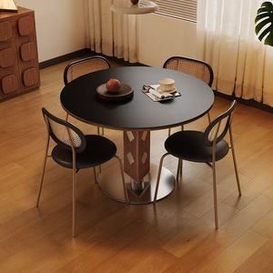 Mesa de Comedor Redonda de Madera Maciza con Bordes Corrugados, Diseño Retro para Hogar, Cafetería o Bar - Product Image 2