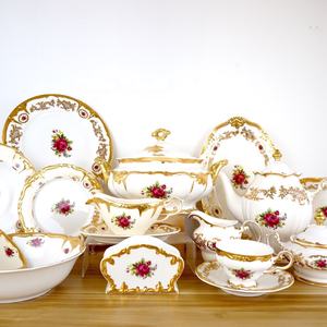 Juego de cena de estilo checo de oro levantado de <span class=keywords><strong>porcelana</strong></span> en relieve - Product Image 1