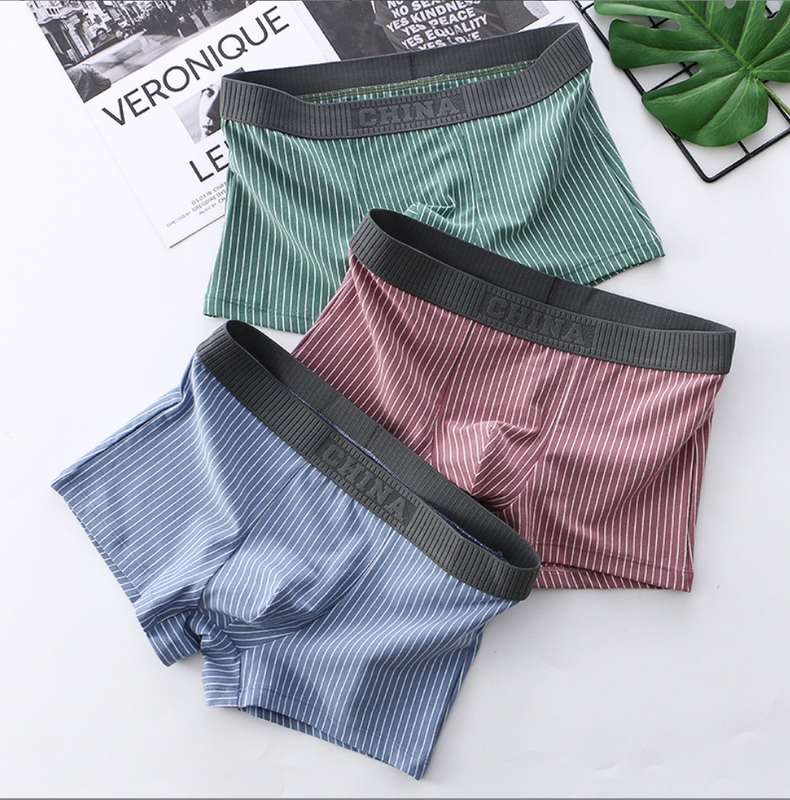 Men s High End Four Cornered
