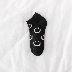 Venta al por mayor de mujeres lindo Funky calcetines tobilleros chica estilo cara sonriente personalizado Sarga de punto antideslizante elástico OEM Casual calcetines transpirables - Product Image 4