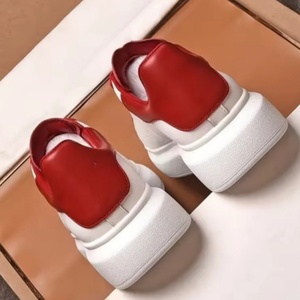 Zapatos de Diseñador de Alta Calidad, Zapatos de Skateboarding con Cuero Genuino, Zapatos de Tenis con Suela Gruesa para Invierno, para Hombre y Mujer - Product Image 6