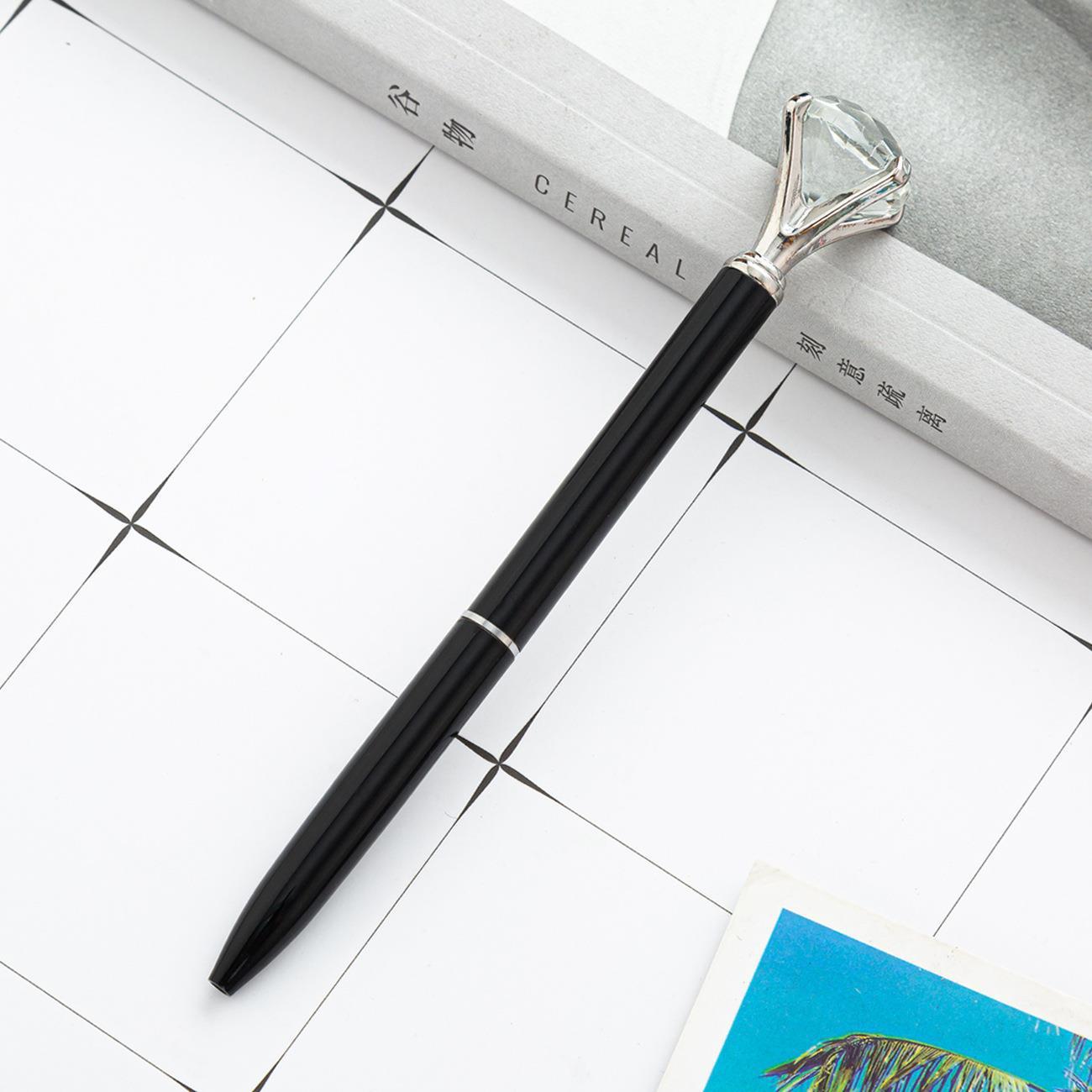 Noir (accessoire argenté)