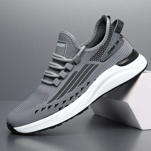 รองเท้าผ้าใบผู้ชายแบบสวม สปอร์ต น้ำหนักเบา รองรับแรงกระแทก กันลื่น สวมใส่สบาย ระบายอากาศดี แฟชั่นทันสมัย ฤดูใบไม้ผลิ ฤดูใบไม้ร่วง สไตล์ลำลอง - Product Image 1