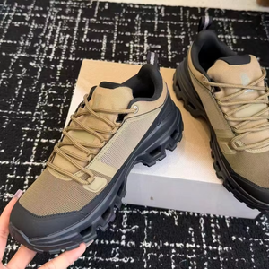 Chaussures de sport de luxe originales de haute qualité pour l'hiver, chaussures de course sur route Cloud pour hommes et femmes, baskets tendance à lacets pour l'extérieur - Product Image 1