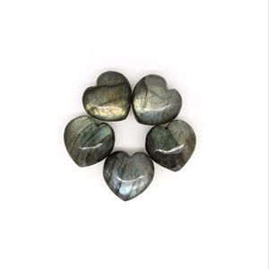 Cœur en labradorite gravé, best-seller pour la décoration intérieure, vente en gros en ligne - Product Image 1