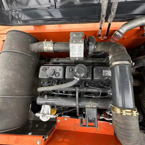 รถขุดตีนตะขาบ Doosan DX300LC สีแดง ระบบไฮดรอลิก ความจุบุ้งกี๋ 1.26 ลบ.ม. กำลัง 202 กิโลวัตต์ ชิ้นส่วนนำเข้า - Product Image 4