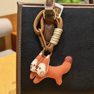 พวงกุญแจตุ๊กตากระรอก 3 มิติแบบพกพา ทำมือ ของขวัญวันเกิดเด็ก ตกแต่งโทรศัพท์ ของตกแต่งกระเป๋าถือผู้หญิง พวงกุญแจสัตว์ผ้า - Product Image 4