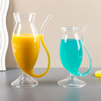 Verre à vin créatif en cristal à long bec de vampire, verre à cocktail amusant en verre transparent pour bar