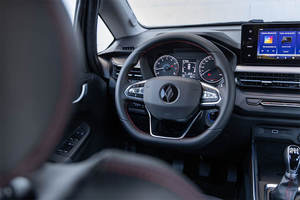 SJIUS EX5 Hatchback Eléctrico de 5 Plazas con Volante a la Izquierda, Gris, Compacto, Autos Usados en Venta - Product Image 2