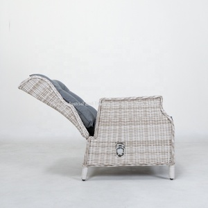 Conjunto de Muebles de Jardín de Aluminio Resistente y Contemporáneo, con Mimbre Sintético, para Terraza o Patio - Product Image 3
