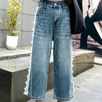 Celana Jeans Wanita Ukuran Besar Kasual Biru Model Crop Kancing Samping Renda Elastis Bahan Denim Pinggang Tinggi Kaki Lebar Cocok untuk Empat Musim