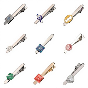 Pinza de Solapa de Aleación Elegante con Diseño Estampado para Traje de Adulto, Estilo Europeo Americano, para Boda, Negocios y Uso Formal - Product Image 1