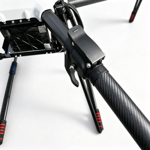 Robot Profesional Industrial para Limpieza Aérea con 28 Minutos de Tiempo de Vuelo, Resistente al Agua IP56, para Paneles Solares - Product Image 6