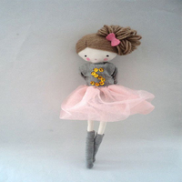 Vente chaude d'usine, belles poupées en coton, nouveau design, poupée en peluche douce ballerine africaine, série tendance