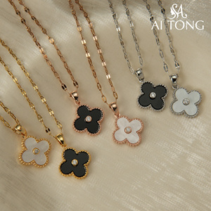 क्लासिक चार पत्ती क्लैवर 14k सोने की प्लेटेड स्टेनलेस स्टील कॉपर ज़िरकॉन प्यारा ट्रेंडी फैशन पेलेंट हार - Product Image 1