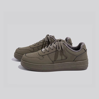 Chaussures de Skateboard Tendance 2026 pour Hommes – Baskets Plateformes Légères et Respirantes Blanches pour Étudiants – Chaussures Décontractées de Marche pour Hommes