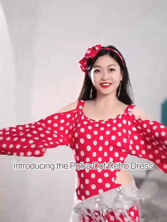 retro dance dress These Retro 60s and 70s Costumes Will Make You Want to Get Up and Dance