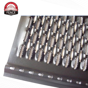 <span class=keywords><strong>Plaque</strong></span> antidérapante galvanisée en métal perforé pour les escaliers et le sol - Product Image 2