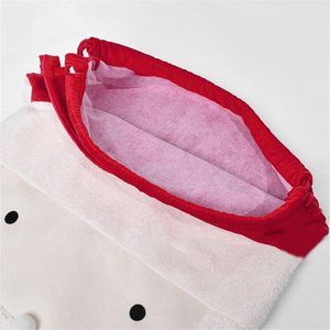 Coussin décoratif en peluche épaisse et douce, Père Noël, chapeau rouge, coussin de Noël, ornement élégant pour la maison et cadeau de Noël familial - Product Image 2