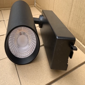Rail de montage anti-éblouissement de haute qualité éclairage sur rail <span class=keywords><strong>gris</strong></span> blanc noir angle de faisceau en aluminium 24 plafonnier personnalisé éclairage sur rail LED - Product Image 5