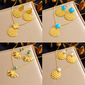 Chinese Style Gold Plated Ginkgo Pendant Earring Necklace Set For Women Everyday Wear Geometric Fan Shape Jewelry Set - Product Image 1