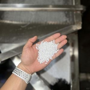Granulés de PEHD vierge TR144 pour raffia, matière première plastique, prix au kg - Product Image 2