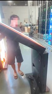 จอแสดงผล LED แบบตั้งพื้น RGB สำหรับงานกลางแจ้ง P1.86 P2 P2.5 P3 เหมาะสำหรับงานอีเว้นท์ขนาดใหญ่ คอนเสิร์ต งานสังสรรค์ งานแต่งงาน - Product Image 5