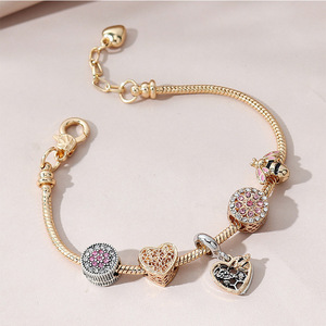 Pulsera estilo Pan que brilla en la oscuridad, superventas transfronterizo, con dijes de diamantes de imitación, corazón, flor y llave, joyería de moda - Product Image 1