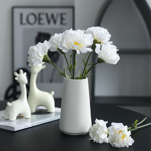 Mini Clavel Artificial, Flor Blanca de Seda Suave, Alta Simulación, Decoración para el Hogar, Accesorio para Bodas, Regalo para el Día de la Madre - Product Image 1