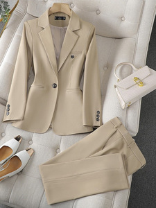 Ensemble tailleur pantalon et veste pour femme, tailles S-4XL, respirant, en viscose/polyester, avec détails boutonnés, idéal pour le bureau et les déplacements professionnels. - Product Image 1