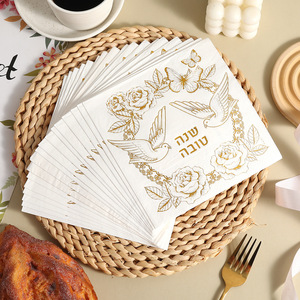 Serviettes carrées blanches à motif colombes dorées, serviettes en papier jetables haut de gamme pour hôtels, restaurants, célébrations, etc. - Product Image 2
