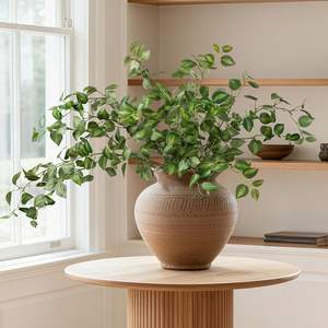 Vente en gros de feuilles d'eucalyptus artificielles, branche de feuilles en plastique pour la décoration de mariage, de la maison, de la table, fleurs décoratives - Product Image 5