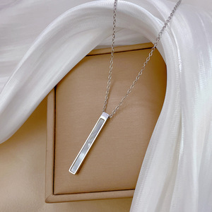 Beimu Lange Halskette mit Temperament, Extrem Schlichte Persönlichkeit, Echte Goldkette im Windofen, Damen Ins Schlüsselbein-Kette - Product Image 2