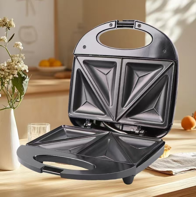 Multifunctional Small Household Sandwich Maker Breakfast Machine Also Suitable for Waffle Maker Doughnut Makerand Fried Eggmaker