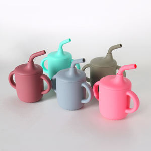 2024 tazas <span class=keywords><strong>de</strong></span> silicona para alimentación <span class=keywords><strong>de</strong></span> bebés <span class=keywords><strong>de</strong></span> grado alimenticio caliente, taza <span class=keywords><strong>de</strong></span> aperitivos para niños pequeños con tapas y pajitas, taza para beber agua para bebés - Product Image 2