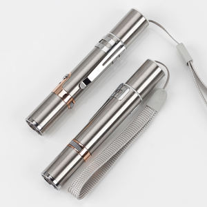 Giocattolo Interattivo Moderno per Gatti con Luce a Punto Rosso, Bastone in Metallo per Allenamento ed Esercizio, per Tutte le Stagioni - Product Image 3